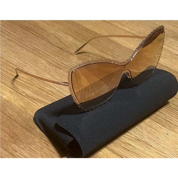 Dolce & Gabbana DG2240 1298/6F 145 2N Women Gold Butterfly Shield Sunglasses !!! - Picture 1 of 12